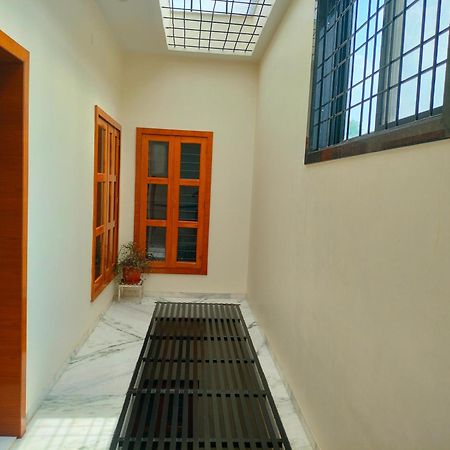 Amritam Palace A Luxury Ac Home Stay Ringas Екстериор снимка