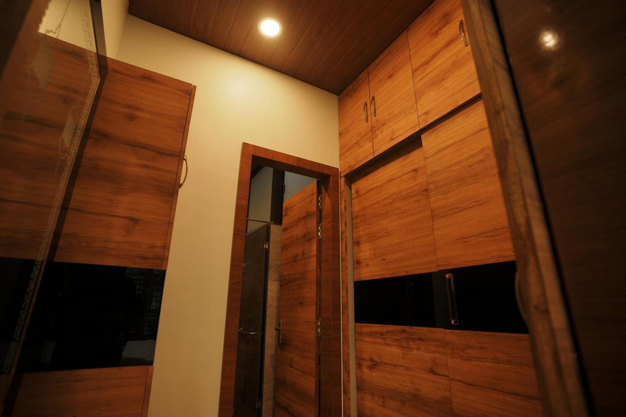 Amritam Palace A Luxury Ac Home Stay Ringas Екстериор снимка