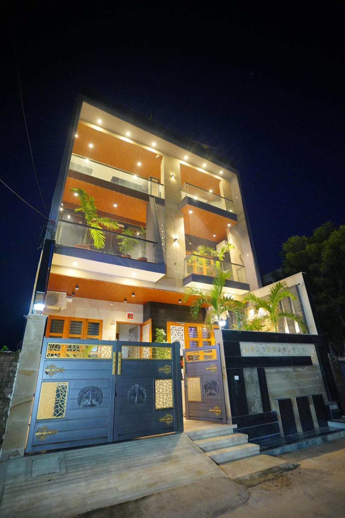 Amritam Palace A Luxury Ac Home Stay Ringas Екстериор снимка