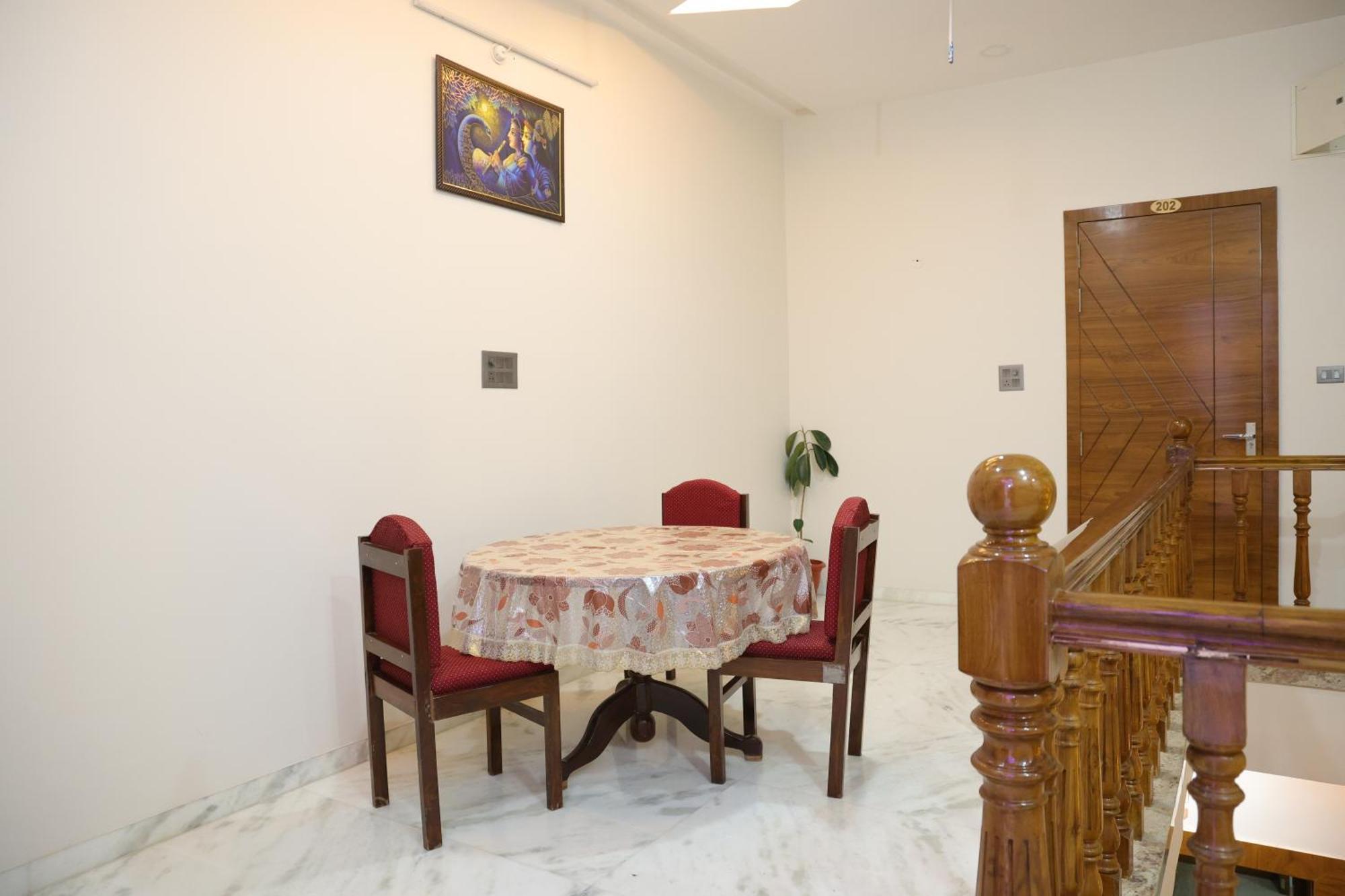 Amritam Palace A Luxury Ac Home Stay Ringas Екстериор снимка