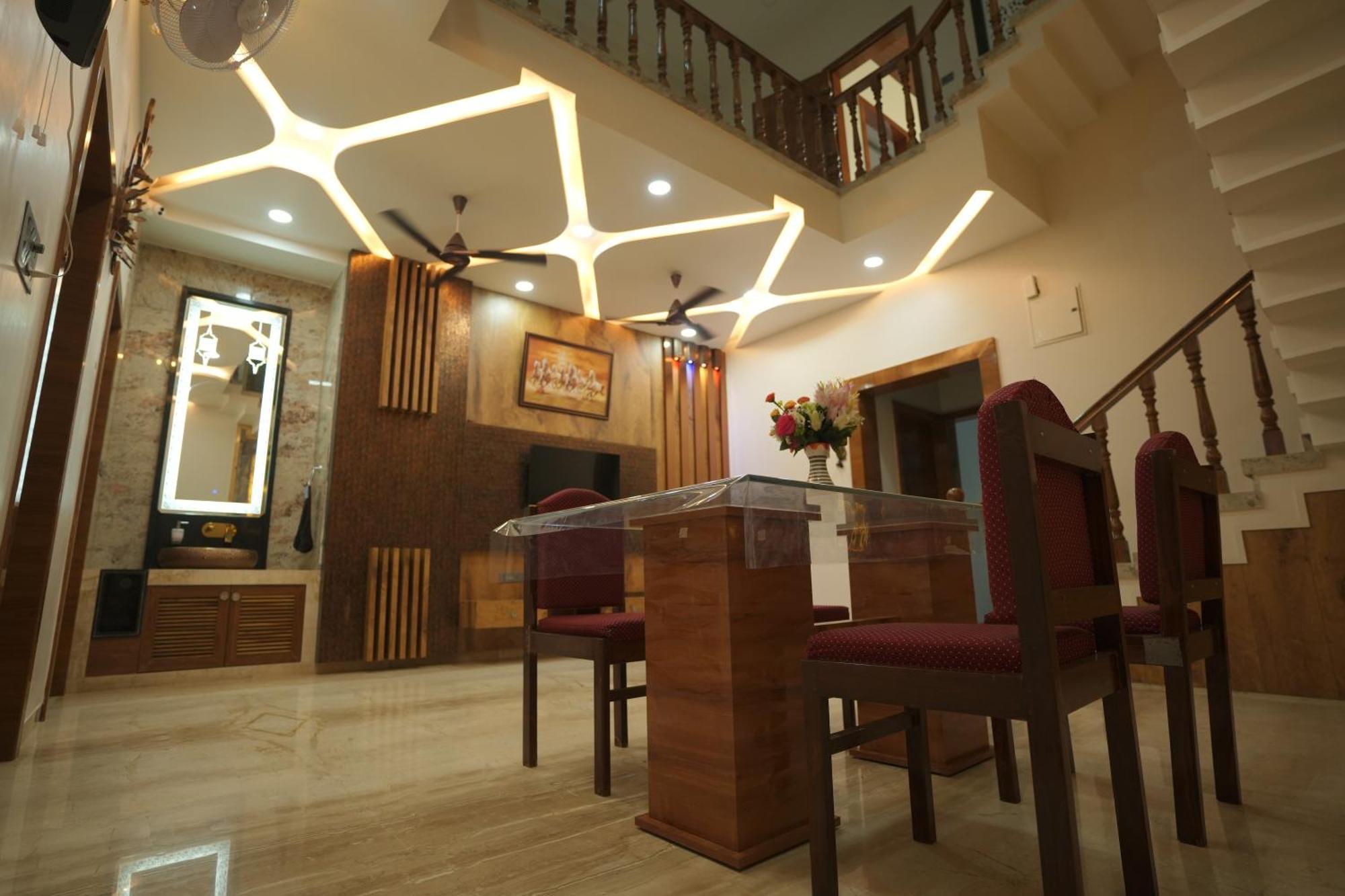 Amritam Palace A Luxury Ac Home Stay Ringas Екстериор снимка