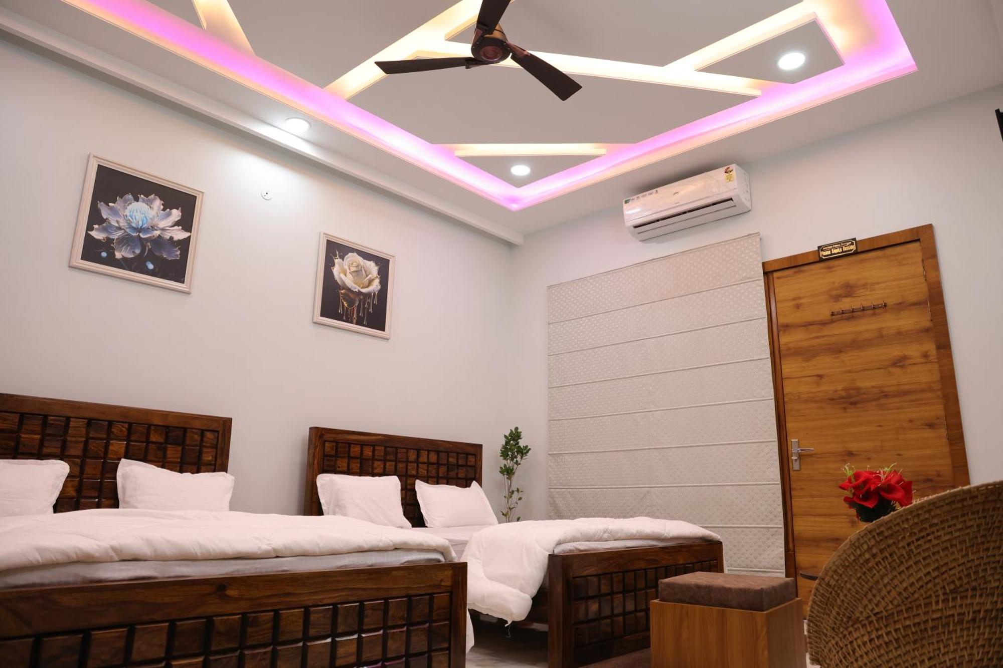 Amritam Palace A Luxury Ac Home Stay Ringas Екстериор снимка